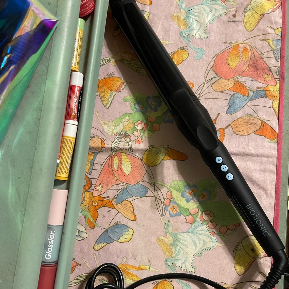 Bio Ionic Black Curling Iron